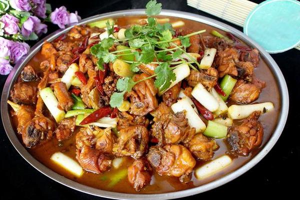 肉鸡喂什么增重快？